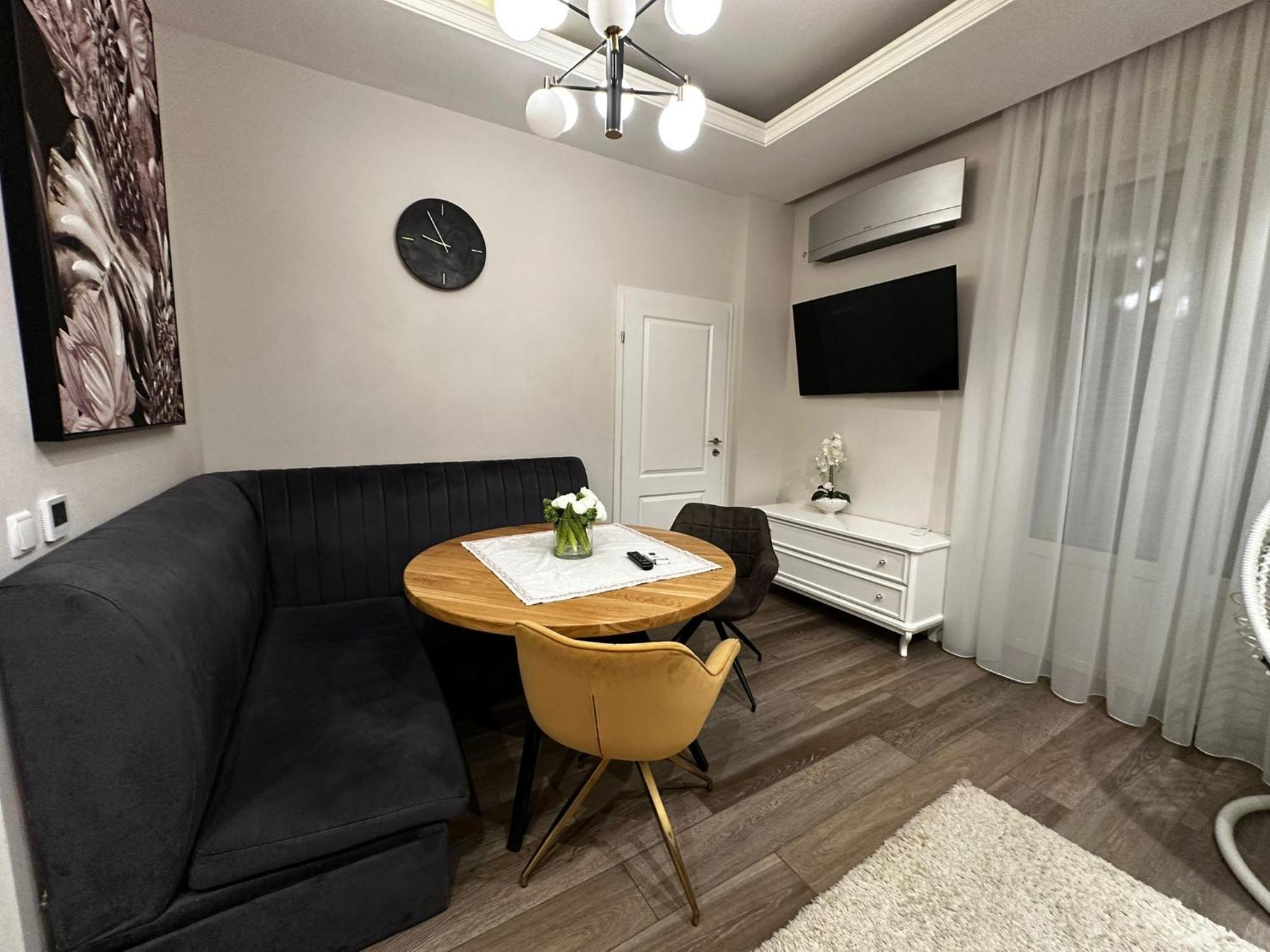 City Apartments Satu Mare Bagian luar foto